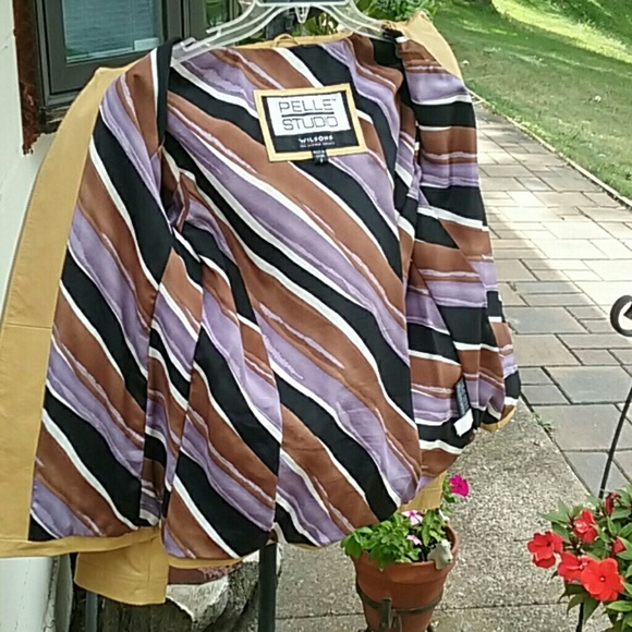 Wilson's leather jacket - Picture 3 of 6